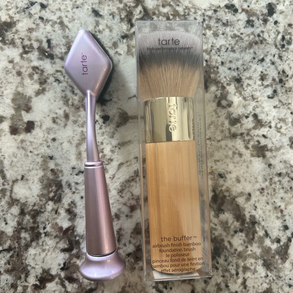 Tarte Cosmetics Makeup Brushes: The Buffer Brush & Blur Concealer Brush